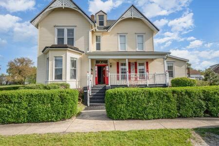 Spacious Upstairs 1Bed- Walking Distance To Beach Outlet Mall Michigan City Exterior foto